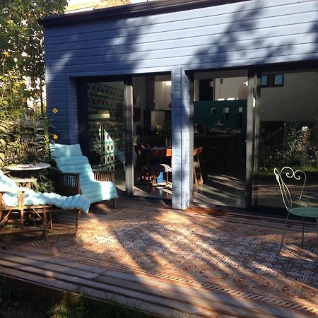 La Maison Bleue Trentemoult Reze Exterior photo